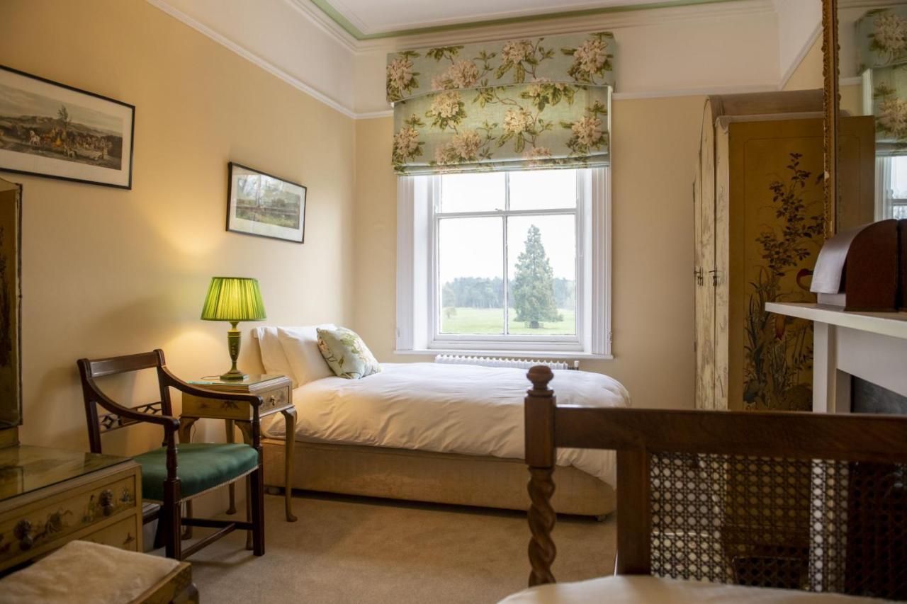 Upper Helmsley Hall York Extérieur photo