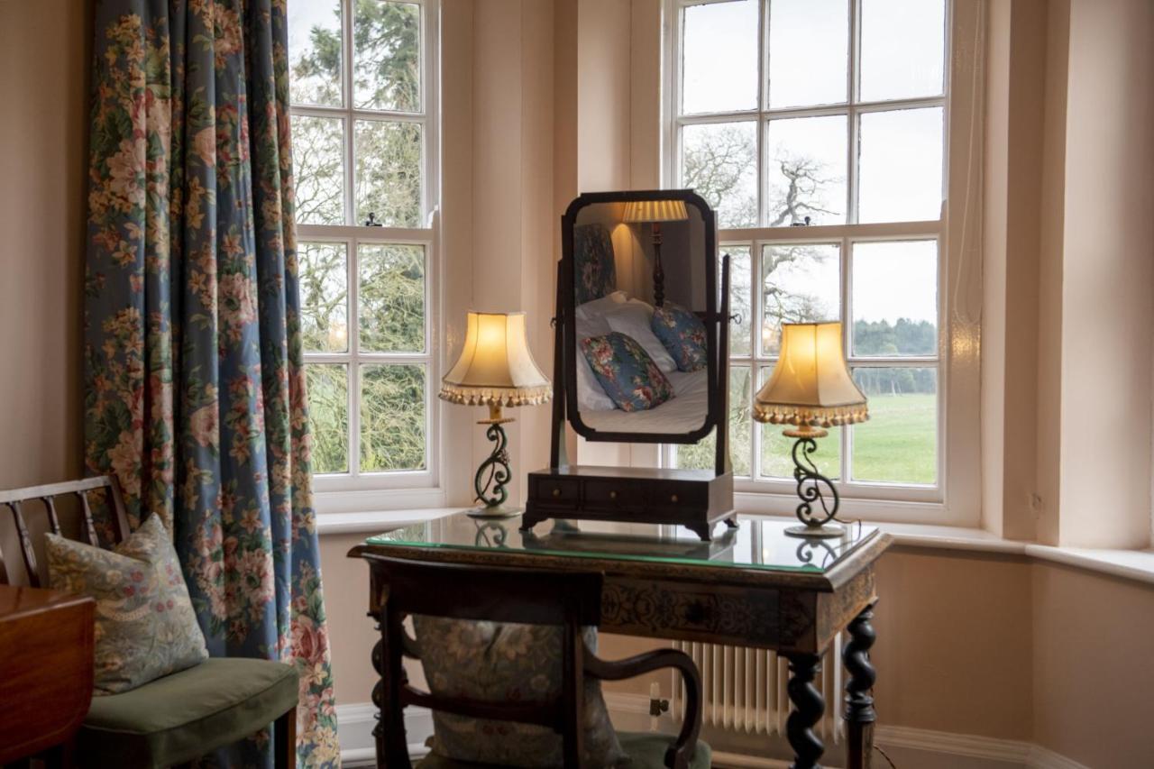 Upper Helmsley Hall York Extérieur photo